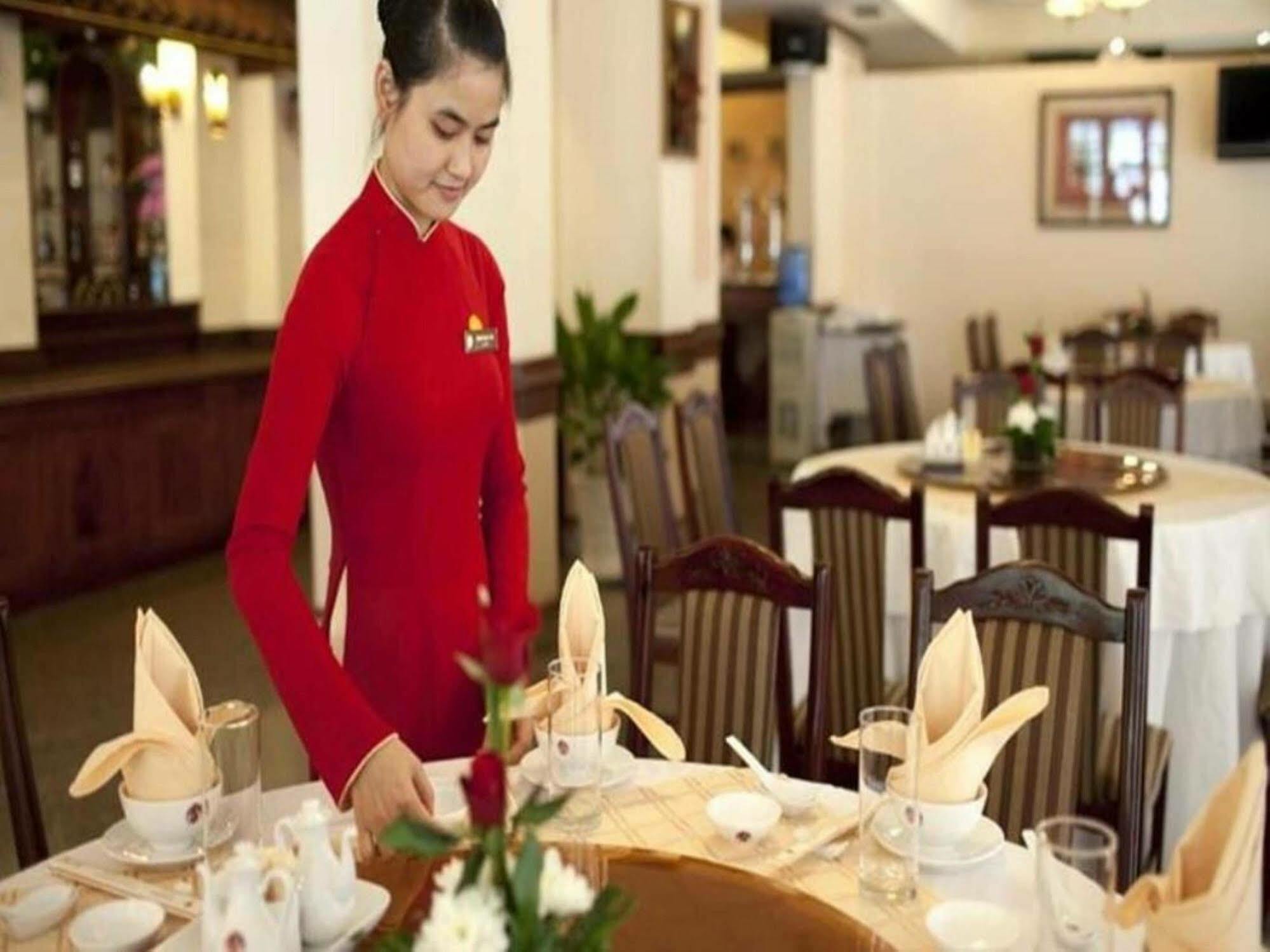 Tan Son Nhat 2 Hotel Ho Chi Minh Zewnętrze zdjęcie